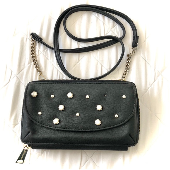 Juicy Couture Black Faux Leather Crossbody Wallet Purse Gold Hardware - Picture 1 of 16